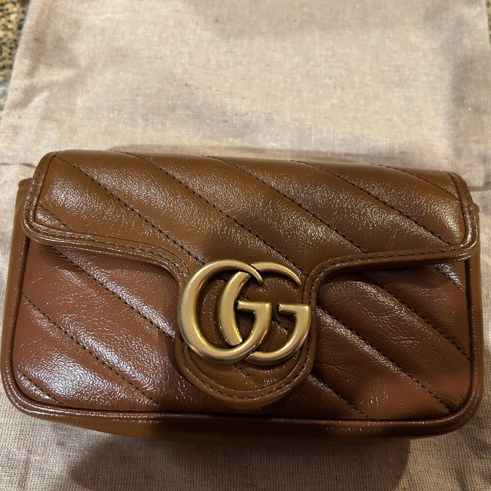 Gucci Super mini marmont bag